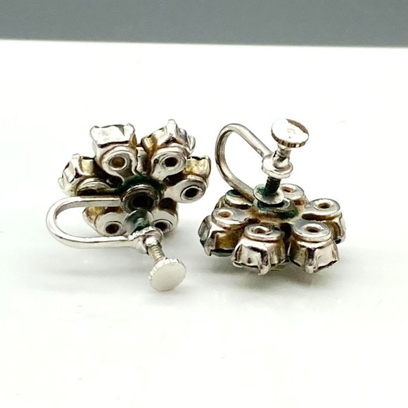 Vintage Clear Crystal Flower Earrings, Classic Silver Tone Screw Back with Prong - Picture 5 of 5